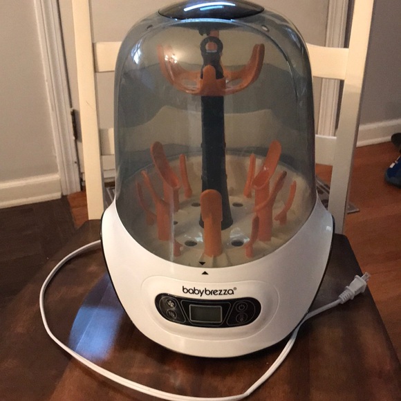 Baby Brezza Bottle Sterilizer and Dryer